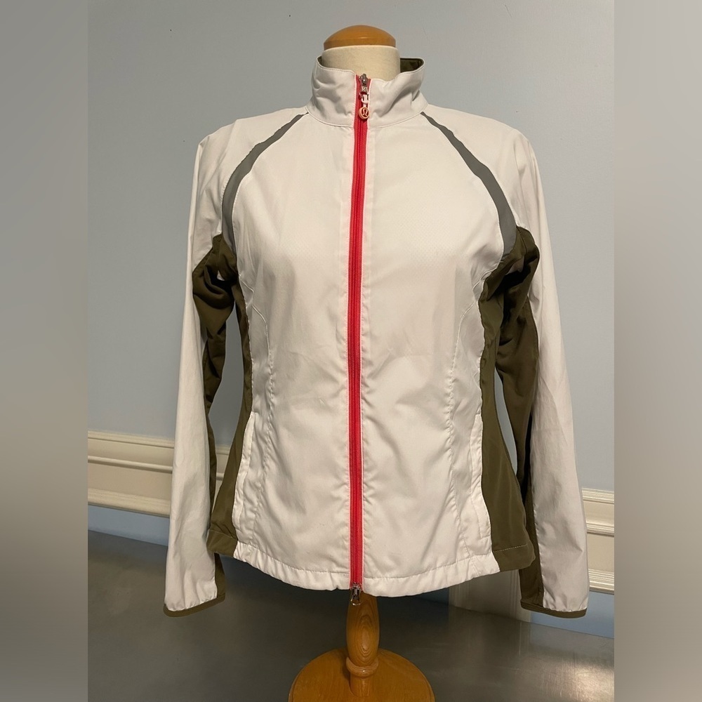Lululemon - Vintage Windbreaker / cycling jacket RARE USM